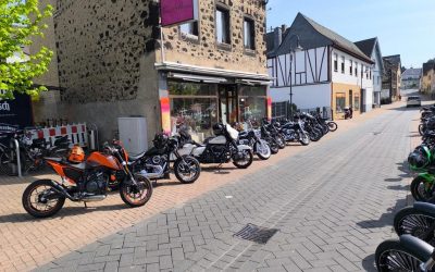 01.05.24 Bilder Motorrad-Segnung Brauhaus Mülheim-Kärlich